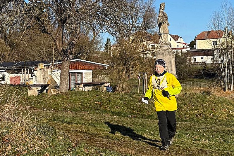 Kralovice_22112025_02.jpg - 1. závod poháru Plzeňského kraje - Kralovice, staré koupaliště (22. 11. 2025)